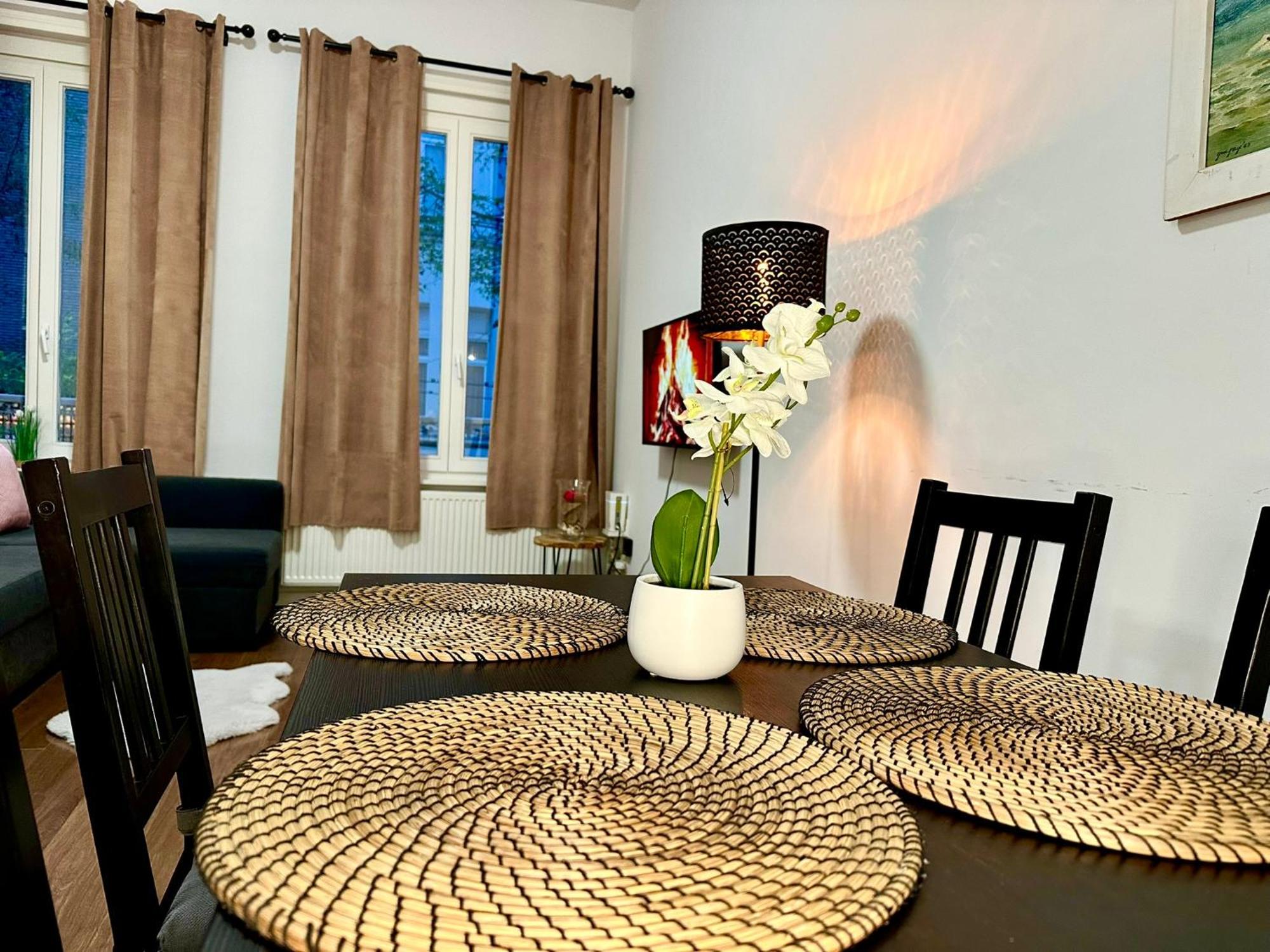 Luxury Suites Centrum By Rikas Hotels Antwerpen Kültér fotó